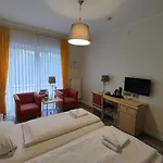 Zum Maerchenwald Hotel