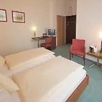 Hotel Zum Maerchenwald 3*