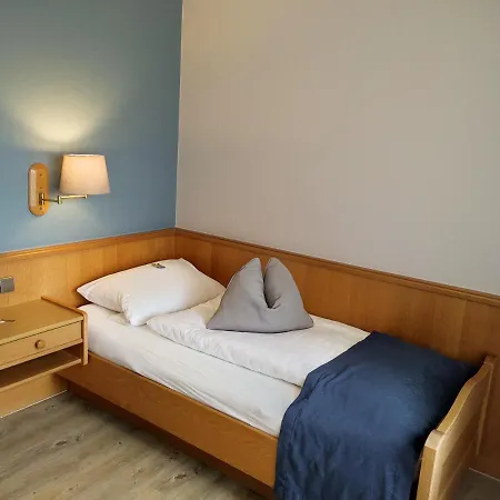 Отель Zum Maerchenwald 3*