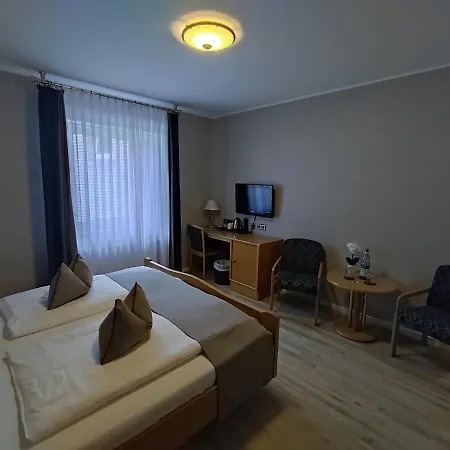 Zum Maerchenwald Отель Линген