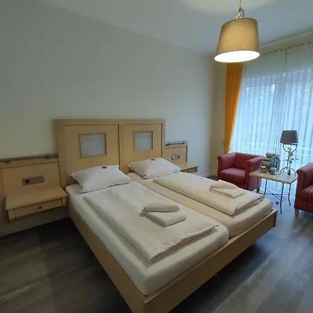 Отель Zum Maerchenwald 3*