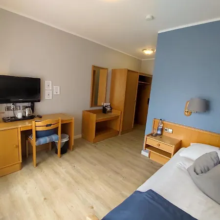 Zum Maerchenwald Отель Линген