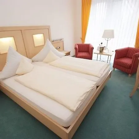 Zum Maerchenwald Отель 3*