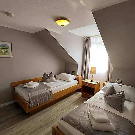 Hotel Zum Maerchenwald 3*